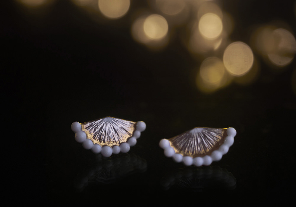 Luce にじむ光の中の世界